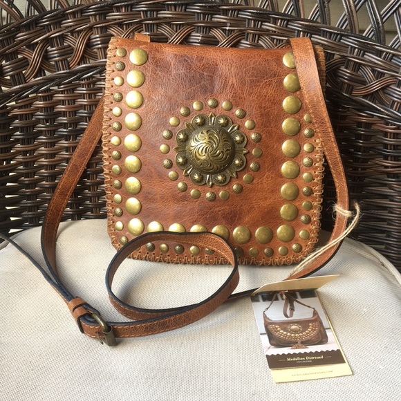 Patricia Nash Handbags - Patricia Nash Medallion Crossbody